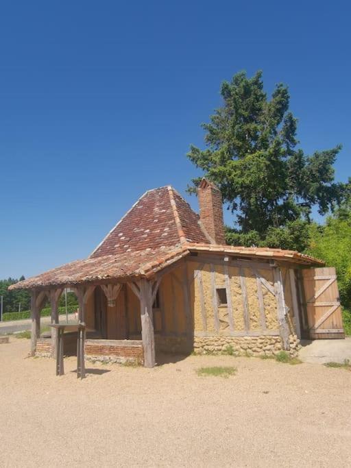 The Walnut Tree. Διαμέρισμα Saint-Aulaye-Puymangou Εξωτερικό φωτογραφία